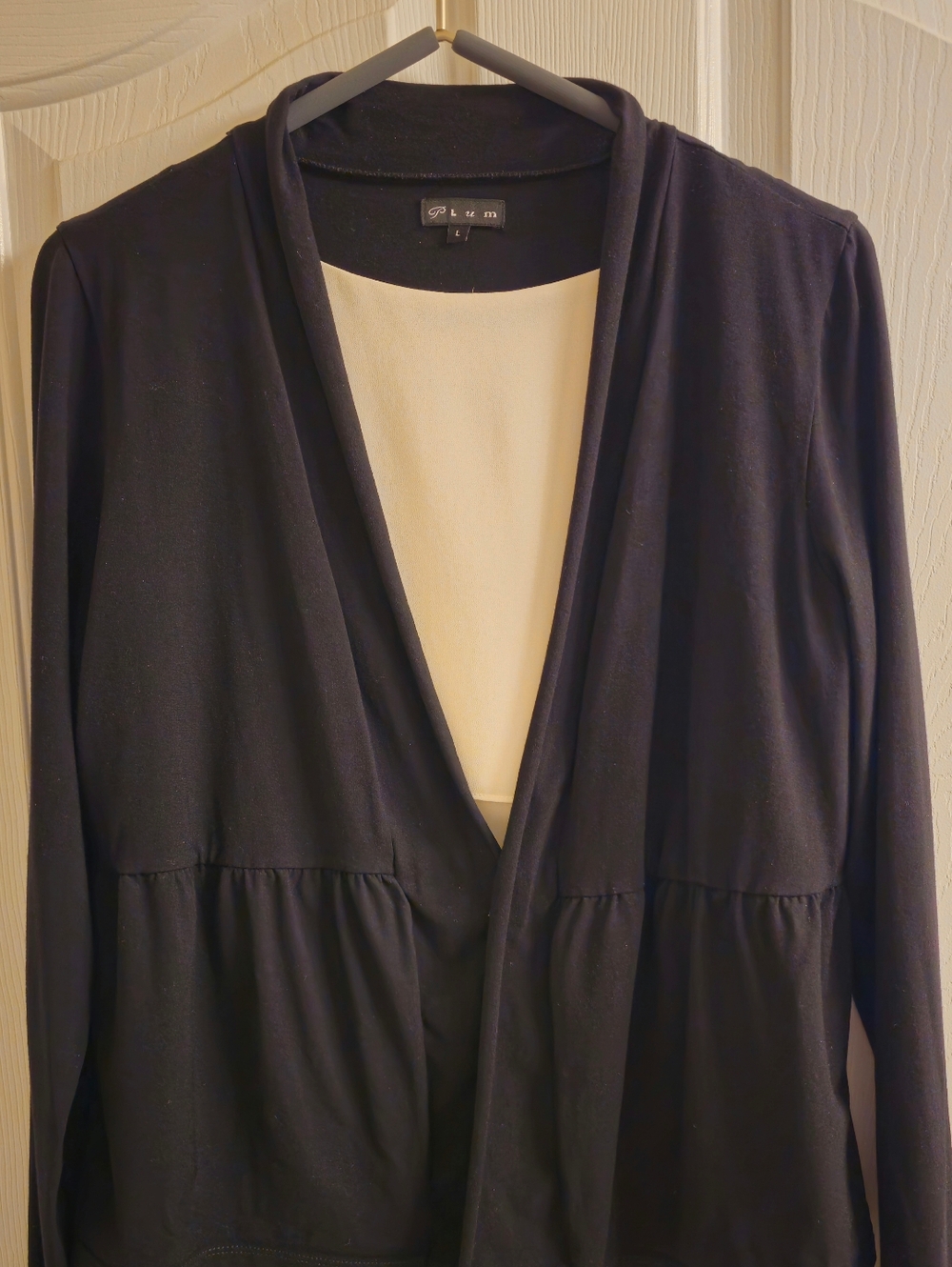 Plum Black Open Front Cardigan, Size Large